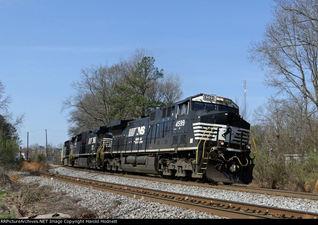 NS 4599 leads two other AC44C6M's and 350 